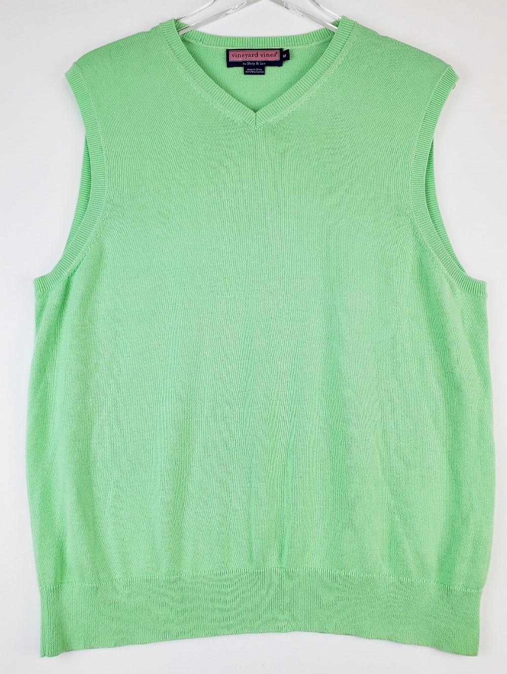 Vineyard Vines medium knit vest sweater v neck green sleeveless spring preppy